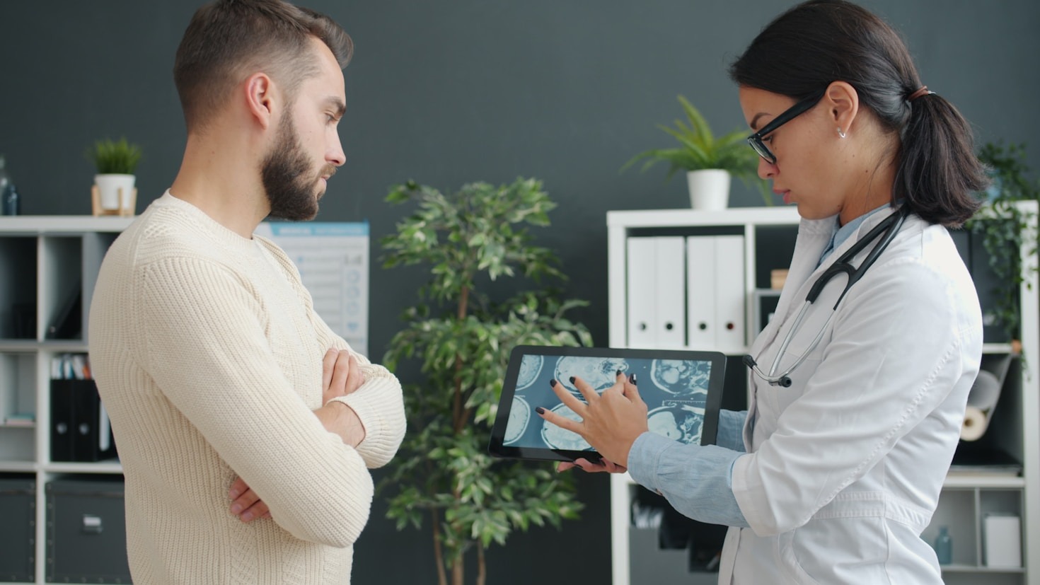 Top AI Applications in Biomedical Sciences Today